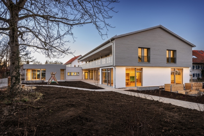 Warmisried | Kindergarten (Rohbau) | Außenansicht (Foto: Hermann Rupp)